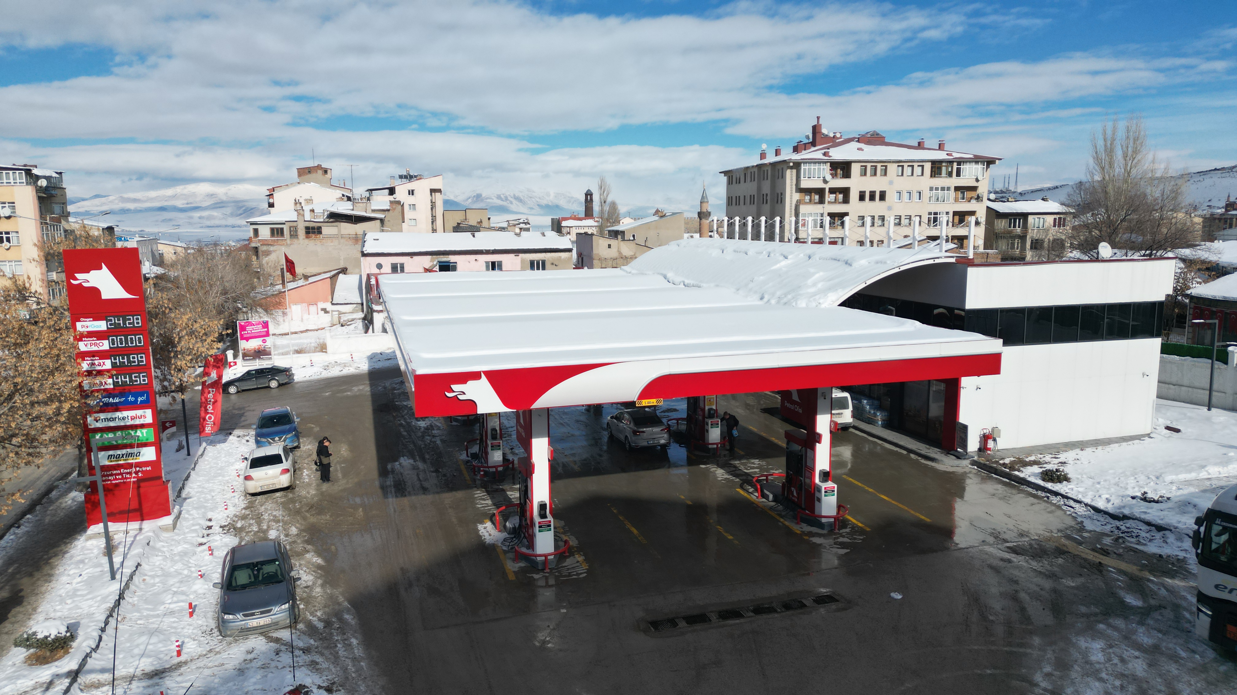 Yoncalık Akaryakıt İstasyonu